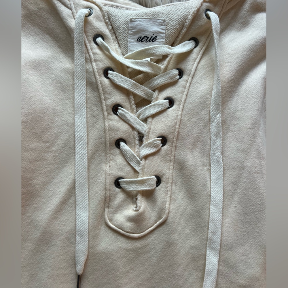 NWT Aerie Cream Criss Cross Sweater - Picture 3 of 9